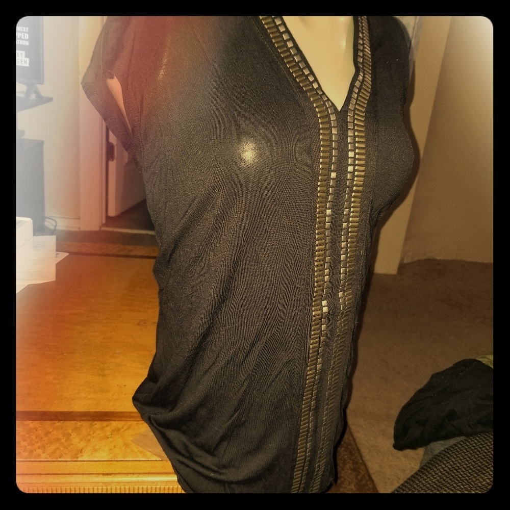 Jaclyn Smith top